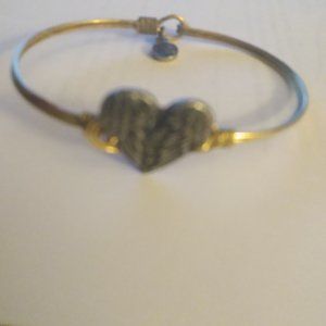L & D Designer Cooper Heart on wire bracelet with hook and charm